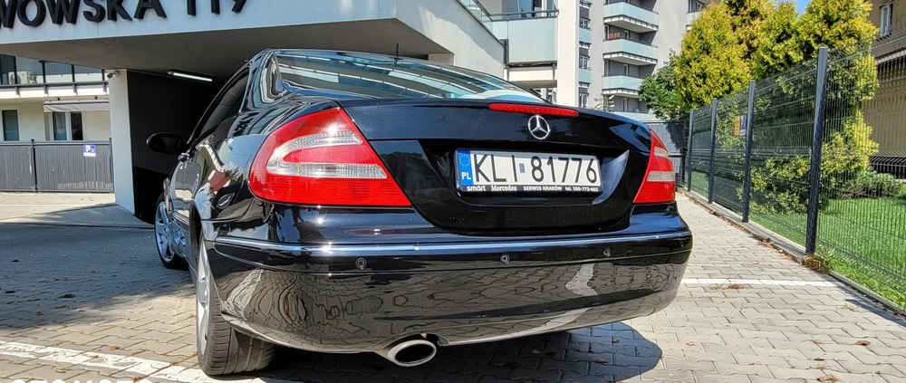 Mercedes-Benz CLK cena 41000 przebieg: 225500, rok produkcji 2004 z Sędziszów Małopolski małe 56